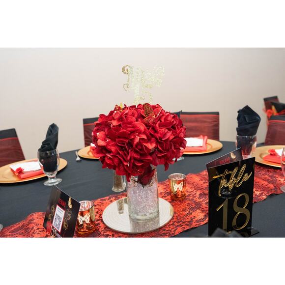 Elegant Gold Butterfly Votive Candle Holders – Set of 12 - Picture 4 of 5